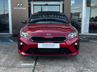 72100 : Hyundai Le Mans - GCH LE MANS - KIA ProCeed - ProCeed - Rouge Rubis métallisé - Traction - Essence