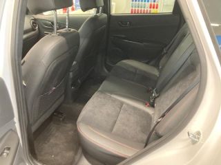 75013 : Hyundai Paris 13 - Bayard Automobiles - HYUNDAI Kona - Kona - Atlas White/Toit/rétros Black - Traction - Essence/Micro-Hybride