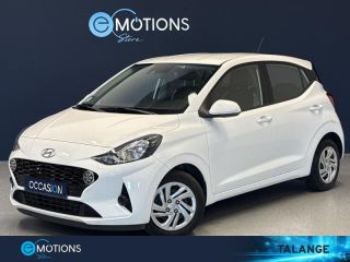 57685 : Hyundai Metz - Theobald Automobiles - HYUNDAI i10 - i10 - Sleek Silver Métal - Traction - Essence