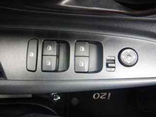 52000 : Hyundai Chaumont - Garage Michel Bazin - HYUNDAI i20 - i20 - Polar White - Traction - Essence