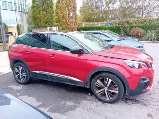 77600 : Hyundai Bussy-Saint-Georges - Protea by Riester - PEUGEOT 3008 GT Line - 3008 II - Rouge - Boîte automatique - Essence sans plomb