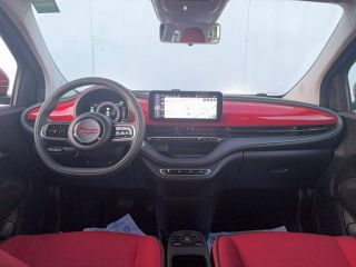 33140 : Hyundai Bordeaux Sud Villenave d&#039;Ornon - Sipa Automobiles - FIAT 500e BERLINE MY22 SERIE 1 STEP 1 (RED) - 500 III - Noir - Automate à fonct. Continu - Courant électrique