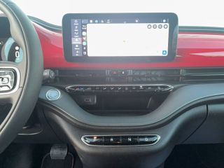 33140 : Hyundai Bordeaux Sud Villenave d&#039;Ornon - Sipa Automobiles - FIAT 500e BERLINE MY22 SERIE 1 STEP 1 (RED) - 500 III - Noir - Automate à fonct. Continu - Courant électrique