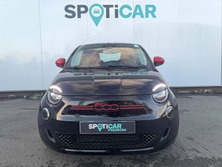 33140 : Hyundai Bordeaux Sud Villenave d&#039;Ornon - Sipa Automobiles - FIAT 500e BERLINE MY22 SERIE 1 STEP 1 (RED) - 500 III - Noir - Automate à fonct. Continu - Courant électrique