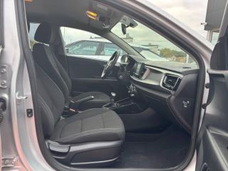 89100 : Hyundai Sens - APS - KIA Rio - Rio - Blanc Céleste - Traction - Essence
