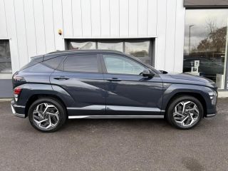 57685 : Hyundai Metz - Theobald Automobiles - HYUNDAI Kona - Kona - Denim Blue prl mtl/Toit/rétros Black - Traction - Hybride : Essence/Electrique