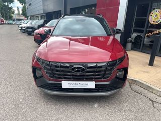 04100 : Hyundai Manosque - Pedinielli - HYUNDAI TUCSON N Line Executive - TUCSON IV - Rouge - Boîte automatique - Essence / Courant électrique