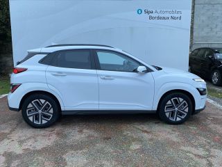 33110 : Hyundai Bordeaux Nord Le Bouscat - Sipa Automobiles - HYUNDAI KONA ELECTRIC Intuitive - KONA - BLANC - Automate à fonct. Continu - Courant électrique