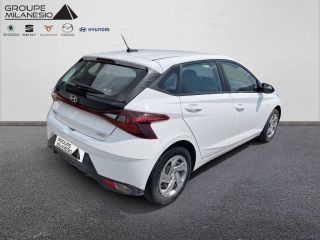 13300 : Hyundai Salon de Provence - Cap Milanesio - HYUNDAI i20 Initia - i20 III - ATLAS WHITE - Boîte manuelle - Essence sans plomb