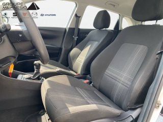13300 : Hyundai Salon de Provence - Cap Milanesio - HYUNDAI i20 Initia - i20 III - ATLAS WHITE - Boîte manuelle - Essence sans plomb