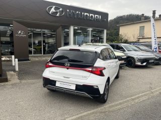 38200 : Hyundai Vienne - Groupe Central Autos - HYUNDAI i20 Intuitive - i20 III - Blanc - Boîte manuelle - Essence sans plomb