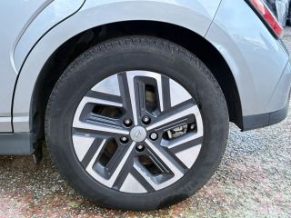 33110 : Hyundai Bordeaux Nord Le Bouscat - Sipa Automobiles - HYUNDAI KONA ELECTRIC Executive - KONA ELECTRIC (07/2018-12/2020) - GRIS CLAIR - Automate à fonct. Continu - Courant électrique