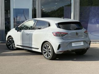 57100 : Hyundai Thionville - Théobald Automobiles - RENAULT Clio - Clio - Blanc Glacier - Traction - Hybride : Essence/Electrique