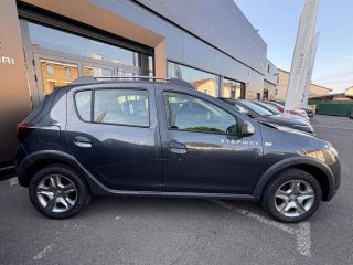 95100 : Hyundai Argenteuil - BNA - DACIA Sandero - Sandero - Gris Comète - Traction - Diesel
