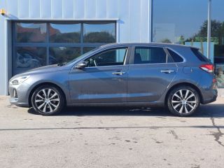 57685 : Hyundai Metz - Theobald Automobiles - HYUNDAI i30 - i30 - Phantom Black Métal - Traction - Diesel