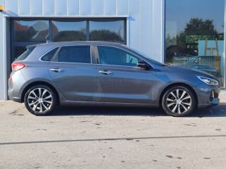 57685 : Hyundai Metz - Theobald Automobiles - HYUNDAI i30 - i30 - Phantom Black Métal - Traction - Diesel