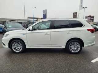 82005 : Hyundai Montauban - Pierre Guirado Automobiles - MITSUBISHI Outlander - Outlander - Polar White - Transmission intégrale - Hybride rechargeable : Essence/Electrique