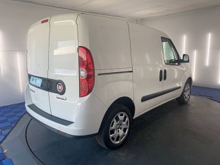 31200 : Hyundai TOULOUSE NORD - AUTO NORD - FIAT DOBLO CARGO BUSINESS - DOBLO II - Bela pastelna - Boîte manuelle - Diesel