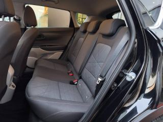 19100 : Hyundai Brive-la-Gaillarde - Garage Pouget - HYUNDAI Bayon - Bayon - Phantom Black Métal - Traction - Essence/Micro-Hybride