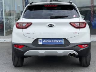 57200 : Hyundai Sarreguemines - Theobald Automobiles - KIA Stonic - Stonic - Blanc Céleste/Toit Noir - Traction - Essence