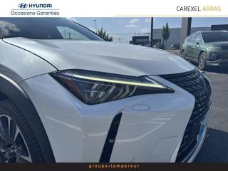 62800 : Hyundai Lens - Groupe Lempereur - LEXUS UX - UX - Blanc Arctique métallisé - Traction - Hybride : Essence/Electrique