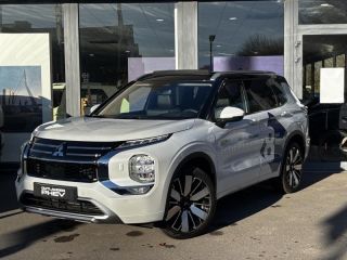 57100 : Hyundai Thionville - Théobald Automobiles - MITSUBISHI Outlander - Outlander - Diamond White Spéciale/Toit Noir - Transmission intégrale - Hybride rechargeable : Essence/Electrique