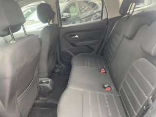 64100 : Hyundai Bayonne - Oceanic Auto - DACIA Duster - Duster - Gris Highland - Traction - Essence