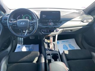 33140 : Hyundai Bordeaux Sud Villenave d&#039;Ornon - Sipa Automobiles - HYUNDAI i30 FASTBACK N Line - i30 III - Dark Knight - Boîte séquentielle - Essence sans plomb