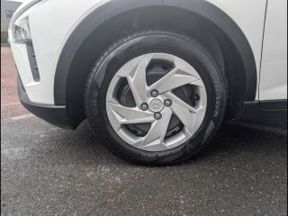 14100 : Hyundai Lisieux - Trajectoire Automobiles - HYUNDAI Bayon - Bayon - Atlas White - Traction - Essence