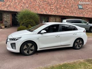 62360 : Hyundai Boulogne-sur-Mer - Garage Du Château - HYUNDAI IONIQ Creative - IONIQ - Blanc - Automate sequentiel - Essence / Courant électrique