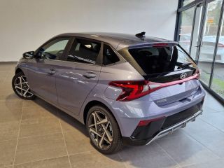 57200 : Hyundai Sarreguemines - Theobald Automobiles - HYUNDAI i20 - i20 - Meta Blue Métal - Traction - Essence/Micro-Hybride