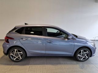 57200 : Hyundai Sarreguemines - Theobald Automobiles - HYUNDAI i20 - i20 - Meta Blue Métal - Traction - Essence/Micro-Hybride