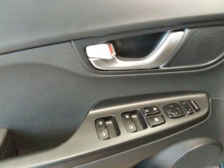 83130 : Hyundai Toulon - Autodif SAS - Groupe BALDASSARI - HYUNDAI KONA ELECTRIC Intuitive - KONA ELECTRIQUE - NOIR - Automate à fonct. Continu - Courant électrique