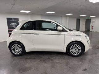 77100 : Hyundai Meaux - Protea by Riester - FIAT 500e BERLINE Action - 500 III - Blanc - Automate à fonct. Continu - Courant électrique