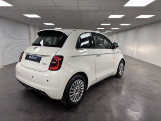 77100 : Hyundai Meaux - Protea by Riester - FIAT 500e BERLINE Action - 500 III - Blanc - Automate à fonct. Continu - Courant électrique