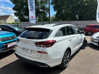 89100 : Hyundai Sens - APS - HYUNDAI i30 SW - i30 SW - Serenity White métal - Traction - Essence