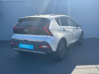 56600 : Hyundai Lorient - Auto Océane - HYUNDAI Bayon - Bayon - Sleek Silver Métal/Toit/rétros Black - Traction - Essence/Micro-Hybride