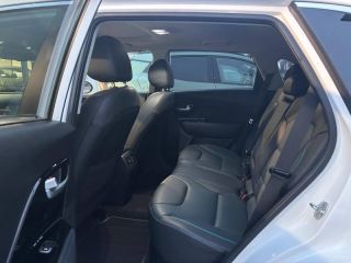 89100 : Hyundai Sens - APS - KIA e-Niro - e-Niro - Blanc Nacre - Traction - Electrique