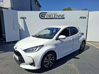 30100 : Hyundai Alès - Auto Hall - TOYOTA YARIS HYBRIDE MY22 Design - YARIS IV - Blanc - Automate à fonct. Continu - Essence / Courant électrique