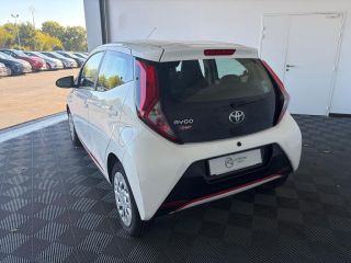 85000 : Hyundai MoceanRent | La Roche-sur-Yon - Océane Auto - TOYOTA AYGO MC18 x-play - AYGO II - Blanc - Boîte manuelle - Essence sans plomb