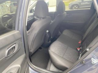 28600 : Hyundai Chartres - Alliance Automobile - HYUNDAI Bayon - Bayon - Aurora Grey Métal - Traction - Essence/Micro-Hybride