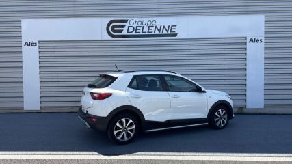 30100 : Hyundai Alès - Auto Hall - KIA STONIC Active - STONIC - Blanc - Boîte manuelle - Essence sans plomb