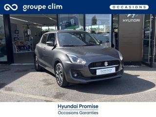40990 : Hyundai Dax - i-AUTO - SUZUKI Swift - Swift - Mineral Grey métallisé - Traction - Essence/Micro-Hybride