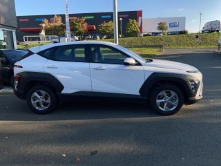 49070 : Hyundai Angers - Oceane Automobiles - HYUNDAI KONA Intuitive - KONA II - Blanc - Boîte manuelle - Essence sans plomb
