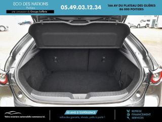 86000 : Hyundai Poitiers - Eco des Nations - MAZDA Mazda 3 - Mazda 3 - Gris fonce - Traction - Essence/Micro-Hybride