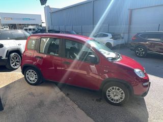 04100 : Hyundai Manosque - Pedinielli - FIAT PANDA Panda City - PANDA III - Rouge - Boîte manuelle - Essence sans plomb