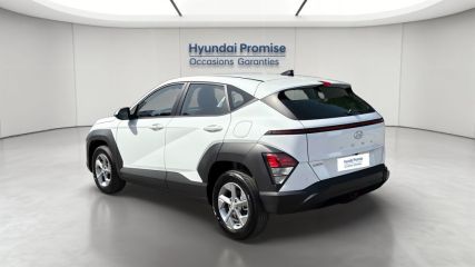 33110 : Hyundai Bordeaux Nord Le Bouscat - Sipa Automobiles - HYUNDAI KONA Intuitive - KONA II - Blanc - Boîte manuelle - Essence sans plomb