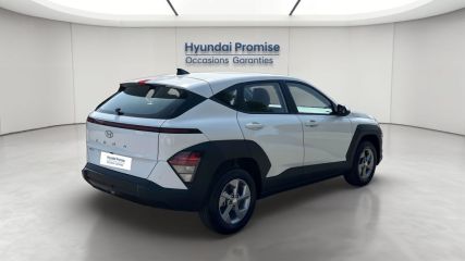 33110 : Hyundai Bordeaux Nord Le Bouscat - Sipa Automobiles - HYUNDAI KONA Intuitive - KONA II - Blanc - Boîte manuelle - Essence sans plomb