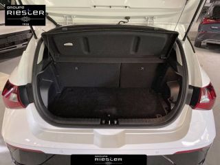 77600 : Hyundai Bussy-Saint-Georges - Protea by Riester - HYUNDAI i20 Intuitive - i20 III - BLANC - Automate sequentiel - Essence sans plomb