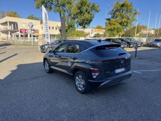 84120 : Hyundai PERTUIS - SA PEDINIELLI - HYUNDAI KONA Creative - KONA II - Gris - Boîte manuelle - Essence sans plomb